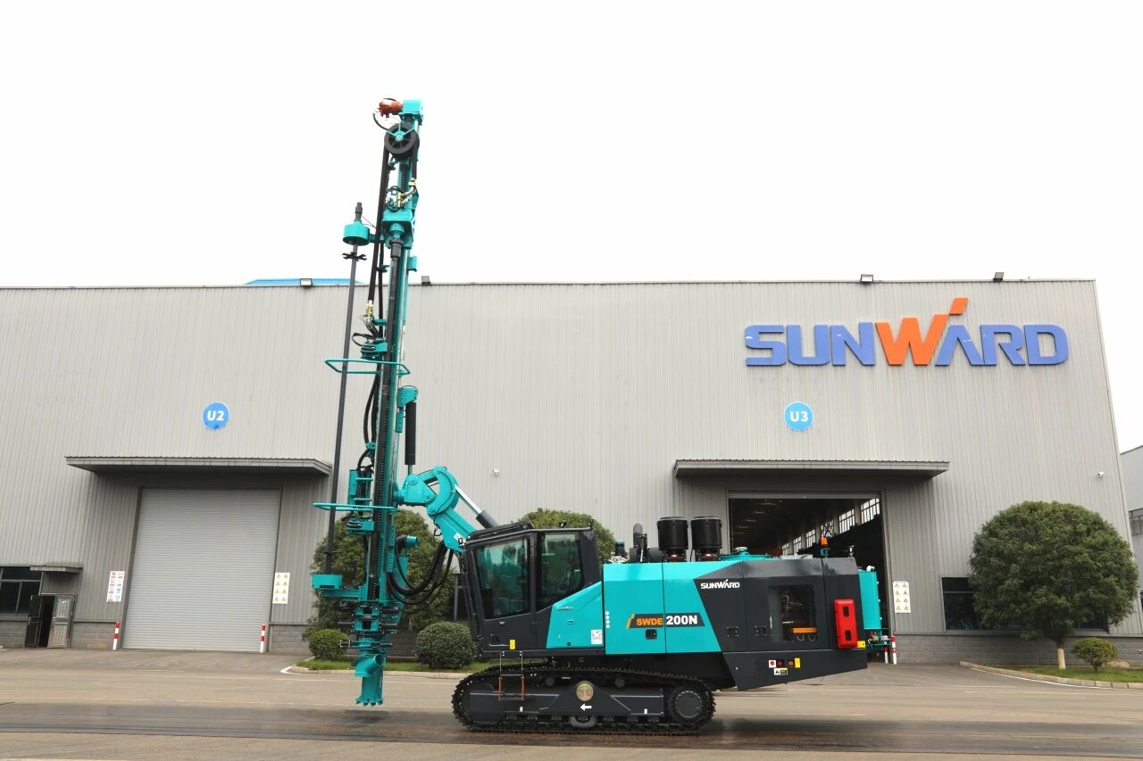 挑戰(zhàn)高海拔高寒工況，山河智能臂式潛孔鉆機(jī)登陸南美市場(chǎng)