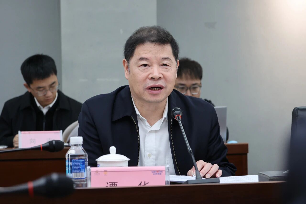 共謀合作、共贏發(fā)展！中國能建葛洲壩集團黨委書記、董事長譚華到訪山河智能