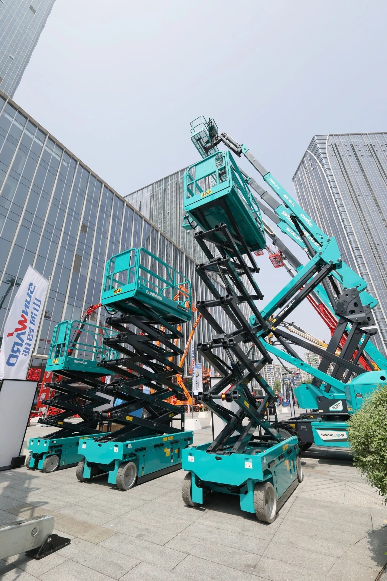 山河智能亮相第十屆全國高空作業(yè)平臺租賃大會